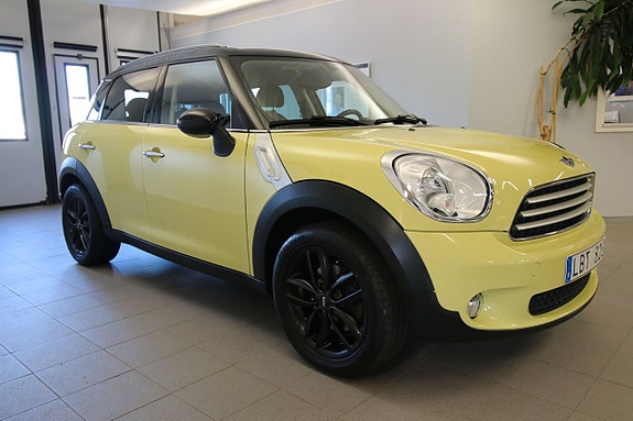 MINI Countryman Cooper 4 of 5