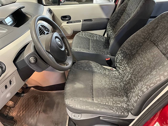 Renault Modus 6 of 13