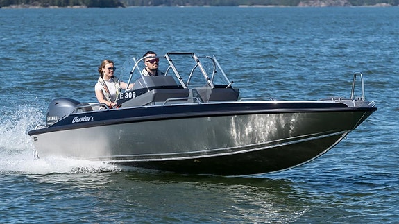 Buster L2 Comfort Ed. / Yamaha F50HETL | 2025