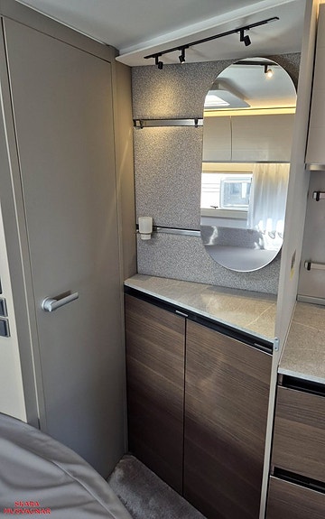 Adria ALPINA 583 LP (Nytt tält ingår) 19 of 21