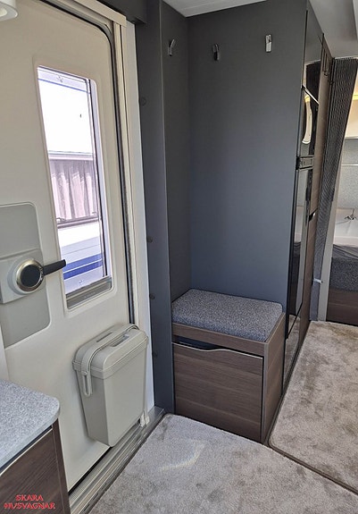 Adria ALPINA 583 LP (Nytt tält ingår) 15 of 21