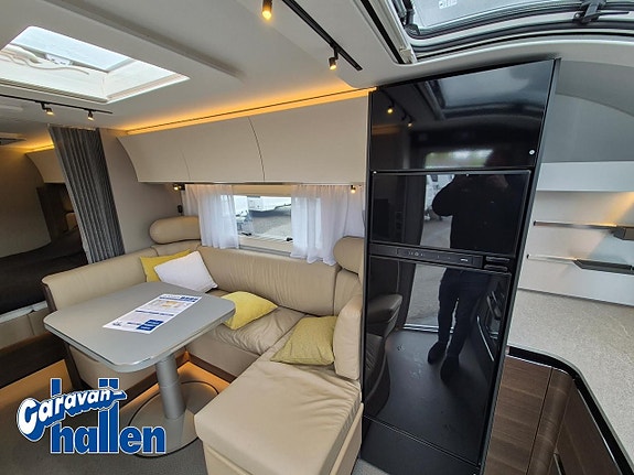 Adria Alpina 663 HT (Tandem/Mover/Hydrauliska stödben) 12 of 27