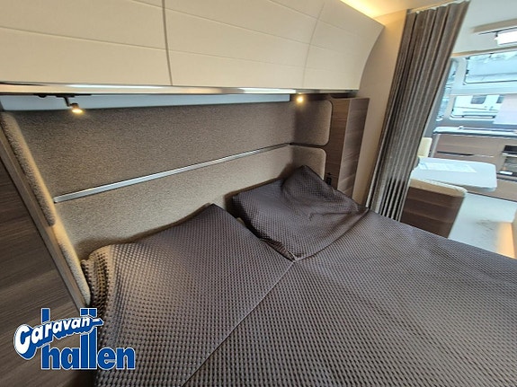 Adria Alpina 663 HT (Tandem/Mover/Hydrauliska stödben) 25 of 27