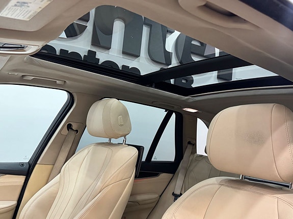 BMW X5 4 of 5
