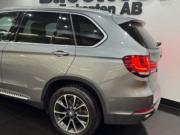 BMW X5 3 of 5