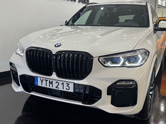 BMW X5 3 of 5