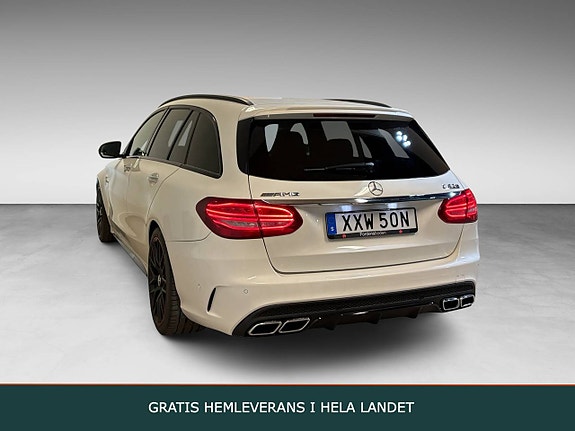 Mercedes-Benz C63 4 of 22