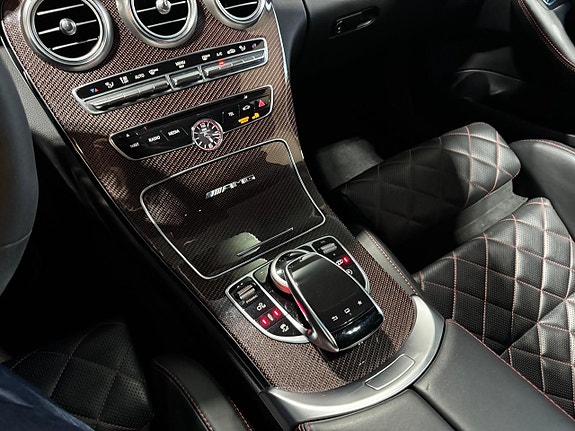 Mercedes-Benz C63 12 of 22