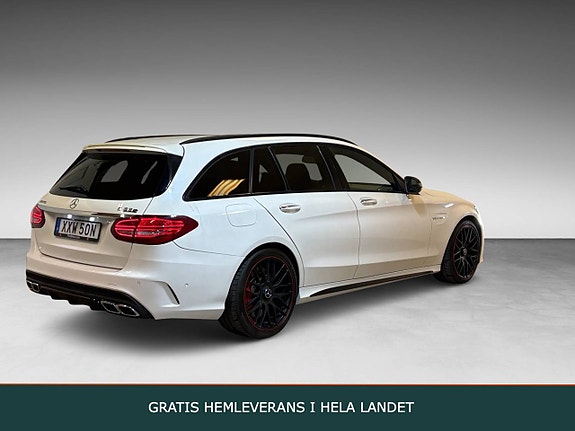 Mercedes-Benz C63 2 of 22