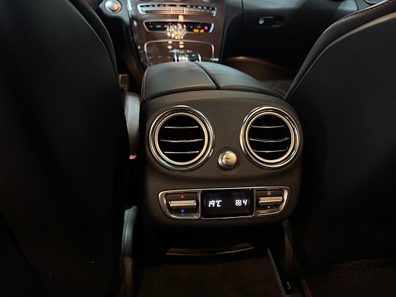 Mercedes-Benz C63 18 of 22