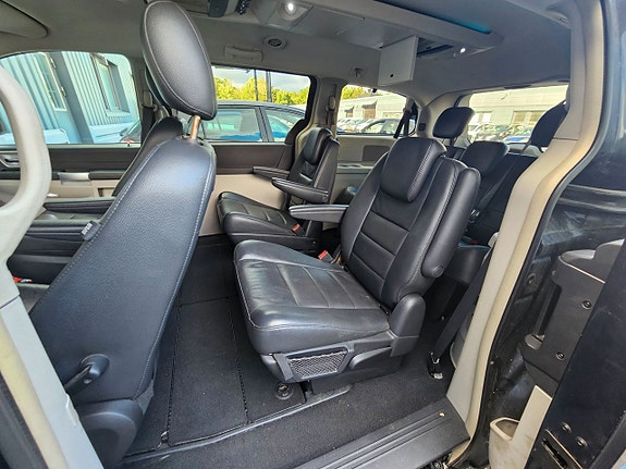Chrysler Grand Voyager 8 of 15