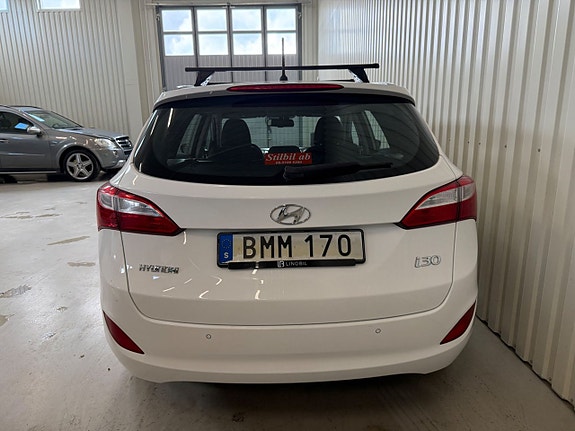 Hyundai i30 6 of 18