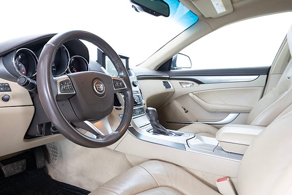 Cadillac CTS 16 of 24