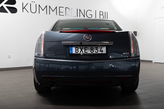 Cadillac CTS 11 of 24