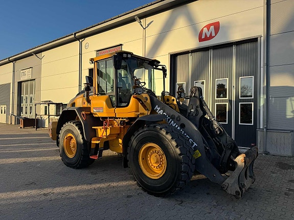 Volvo L90H Volvo L90H 5 of 30