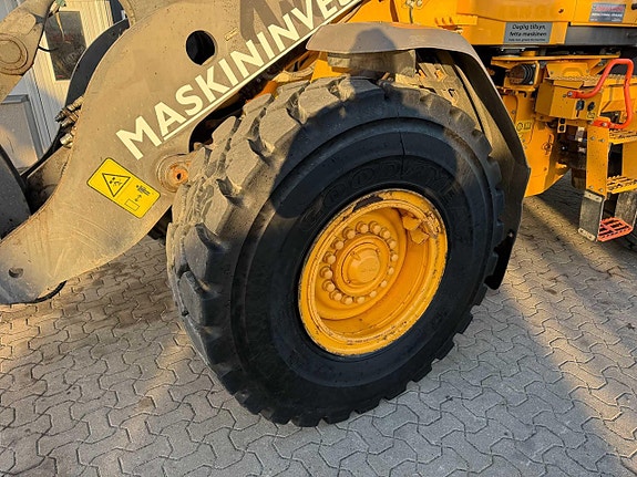 Volvo L90H Volvo L90H 30 of 30