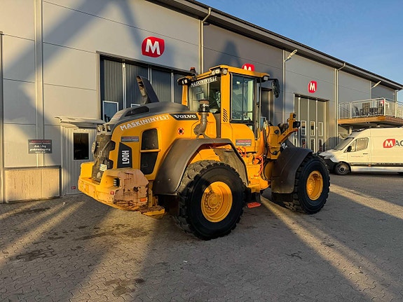 Volvo L90H Volvo L90H 6 of 30