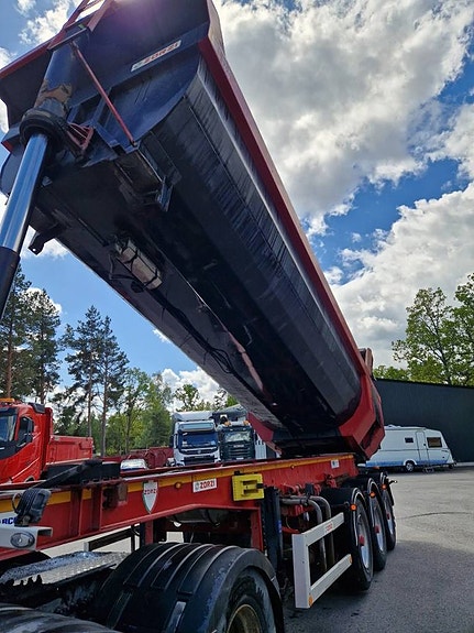 3 AXLAD TIPPTRAILER ZORZI 36S