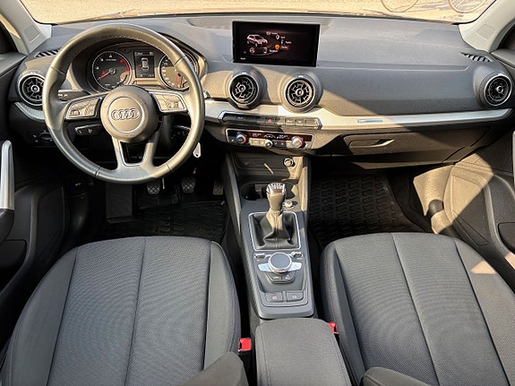 Audi Q2 9 of 18