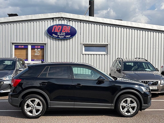 Audi Q2 4 of 5