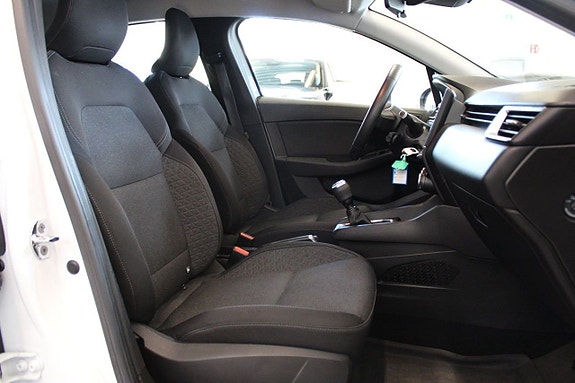 Renault Clio 6 of 15