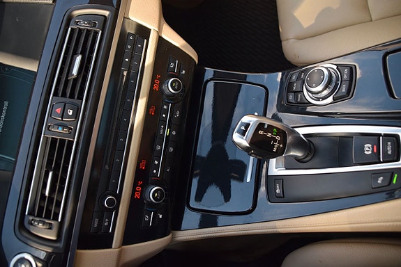 BMW 520 15 of 22