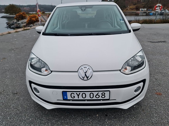 Volkswagen UP! 8 of 24