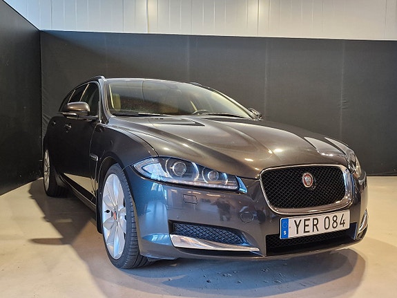 Jaguar XF 4 of 20