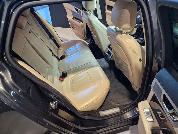 Jaguar XF 14 of 20