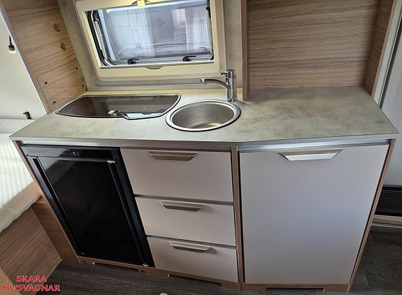 Knaus 420 QD 12 of 19