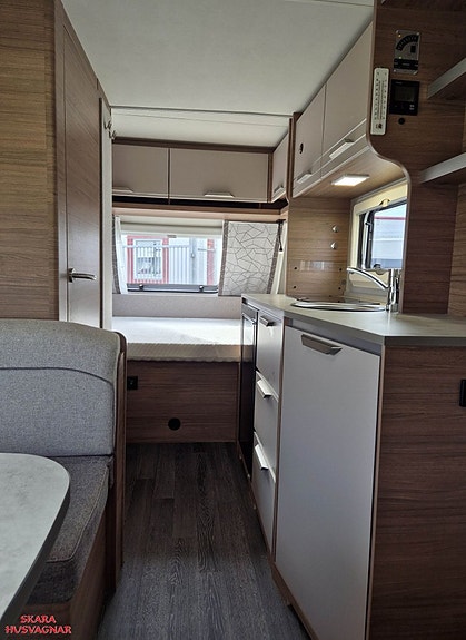 Knaus 420 QD 5 of 19