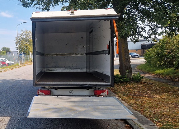 Mercedes-Benz Sprinter 319 4 of 5