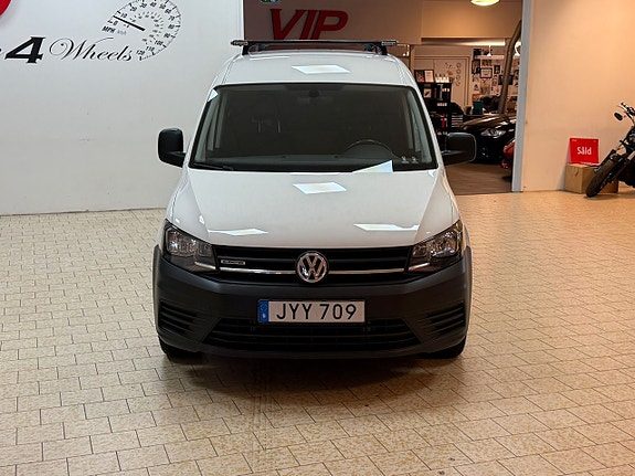 Volkswagen Caddy Maxi 9 of 18