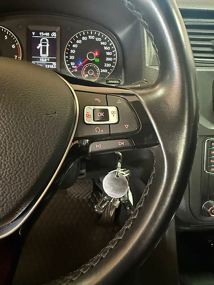 Volkswagen Caddy Maxi 15 of 18