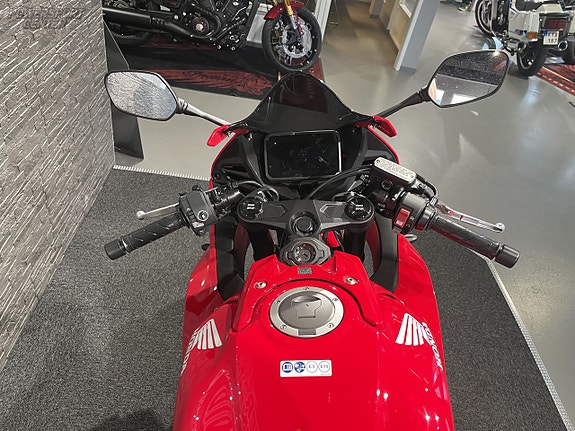 Honda CBR650R E-Clutch  *3,45% upp till 250 000:-!* 5 of 5