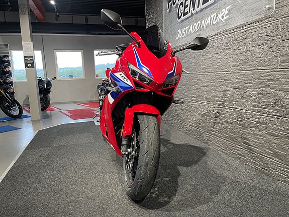 Honda CBR650R E-Clutch  *3,45% upp till 250 000:-!* 3 of 5