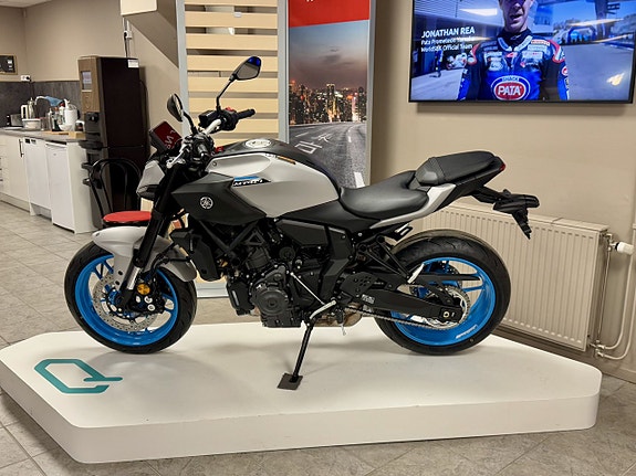 Yamaha MT-07 (ICE STORM) 2 of 4