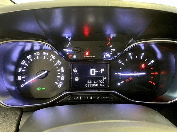 Citroen C3 Aircross 8 of 16