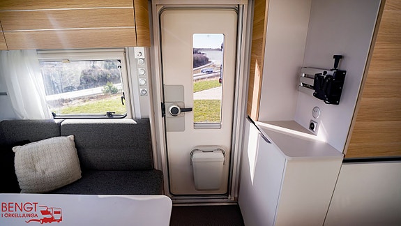 Adria ADORA 613 UT | Queenbädd | ALDE 20 of 21