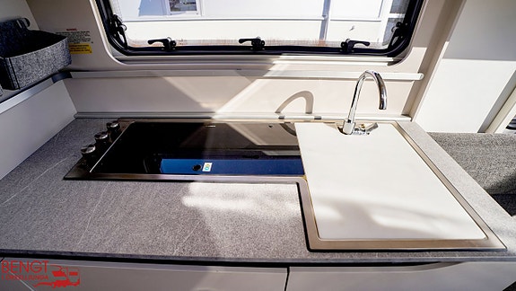 Adria ADORA 613 UT | Queenbädd | ALDE 12 of 21