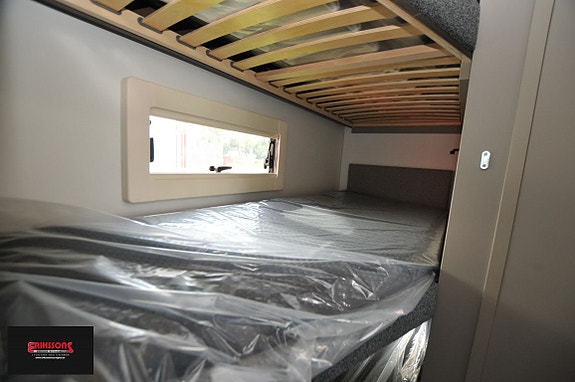 Adria Alpina 663 UK +AC 8 of 13