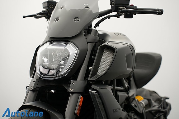Ducati Diavel 1260 *Nyservad, Nya däck 27 of 30