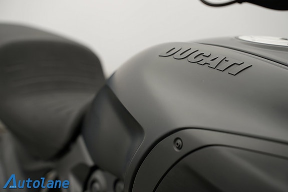 Ducati Diavel 1260 *Nyservad, Nya däck 17 of 30