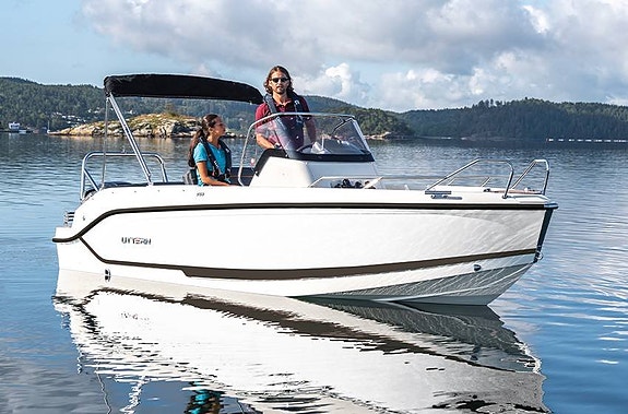 Uttern S53 / Mercury F100