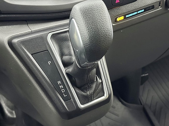Ford Transit Custom 22 of 26