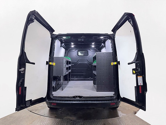 Ford Transit Custom 8 of 26