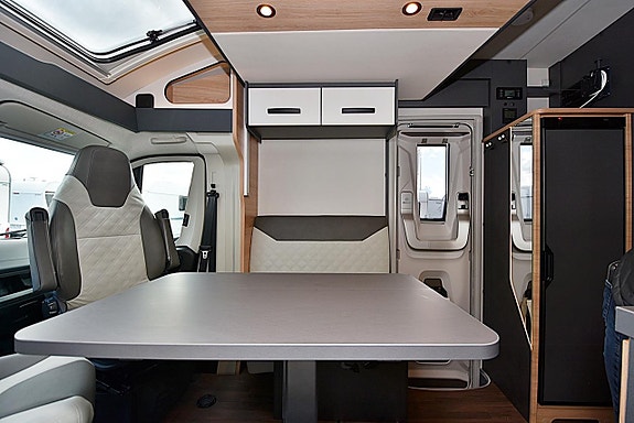 Knaus 700 LX L!VE WAVE Platinum Selection, Queenbed, Dubbelbädd 26 of 27