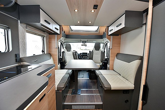 Knaus 700 LX L!VE WAVE Platinum Selection, Queenbed, Dubbelbädd 17 of 27