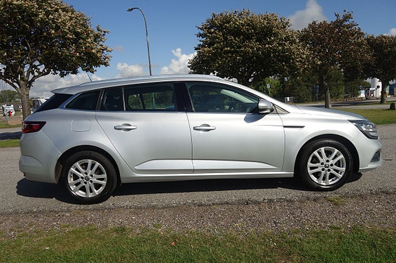 Renault Megane IV 5 of 5