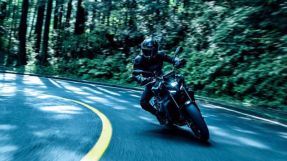 Yamaha MT-09 Y-AMT- Tech Black 3 of 4